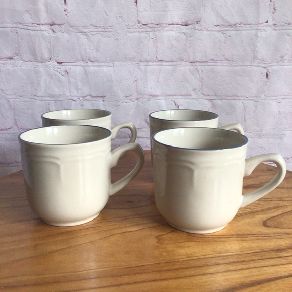 Vintage Stoneware Japan Cream and Blue Dining Mugs - Set of 4 - Picture 1 of 10